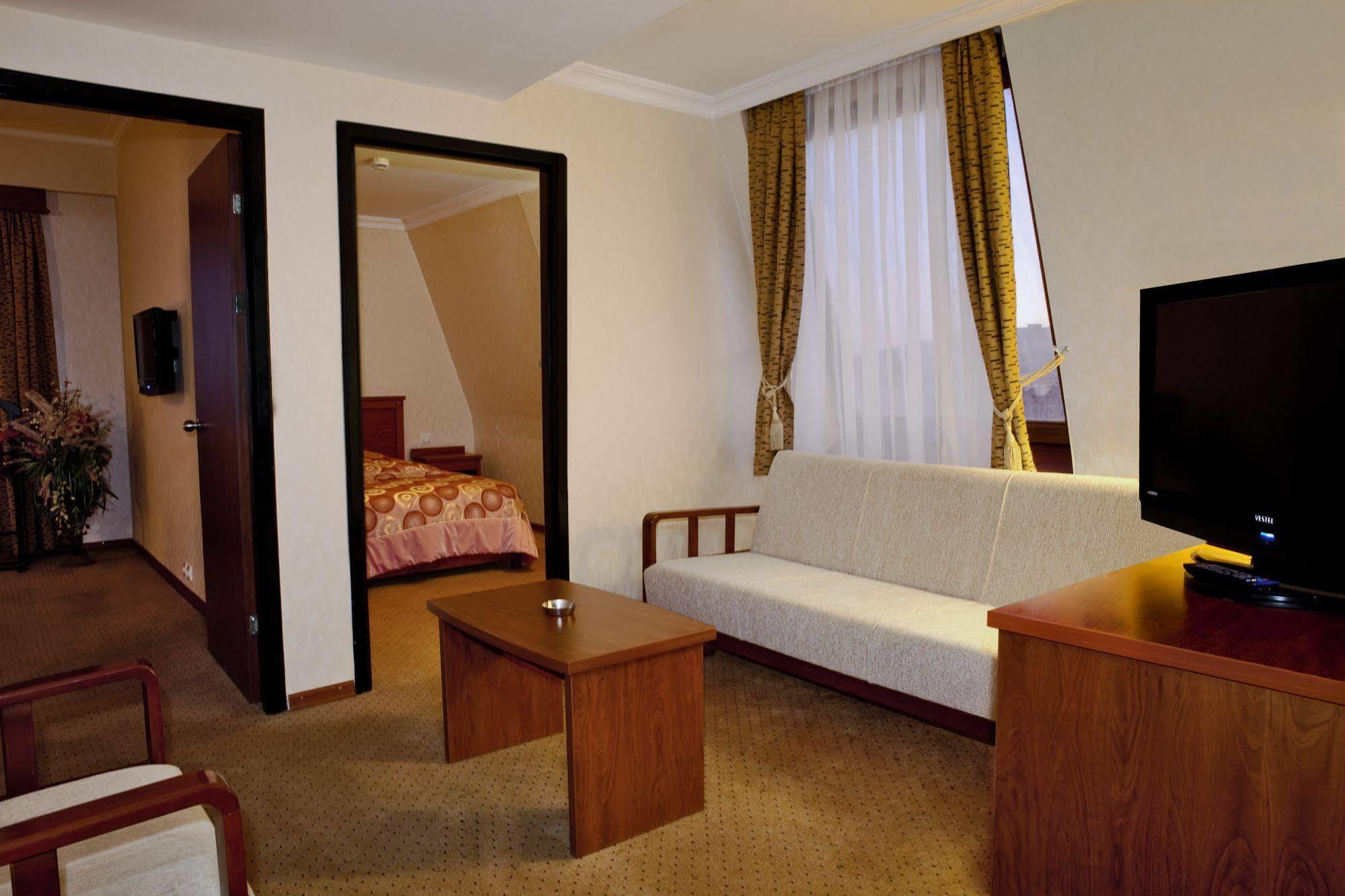Akgun Elazig Hotel Екстериор снимка