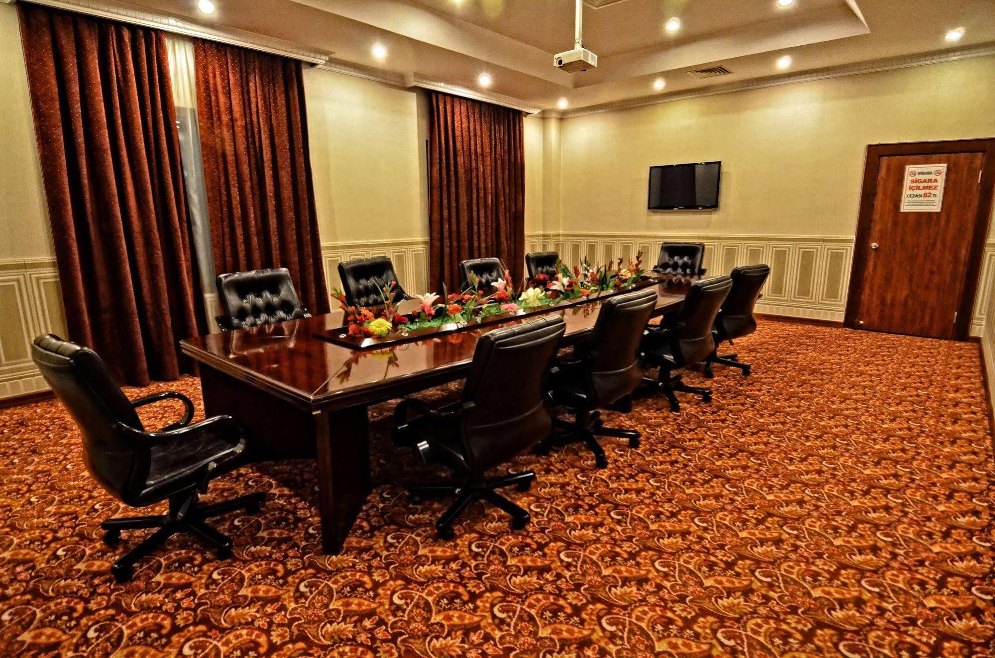 Akgun Elazig Hotel Екстериор снимка